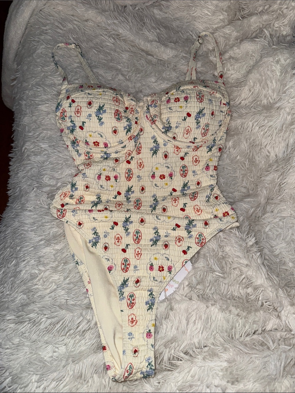 Dippin Daisy Women’s Floral Cream One-Piece Swimsuit with Molded Cups L